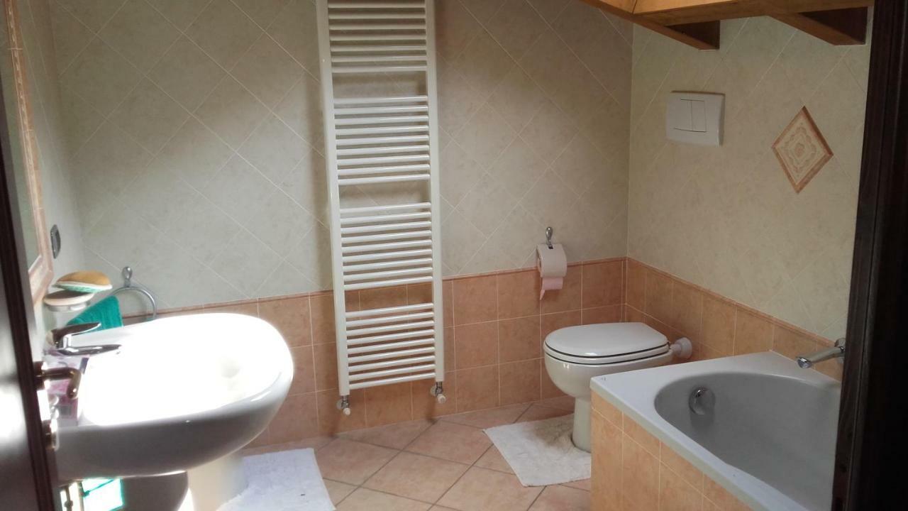Cascina Cologna Bed & Breakfast Galbiate Dış mekan fotoğraf