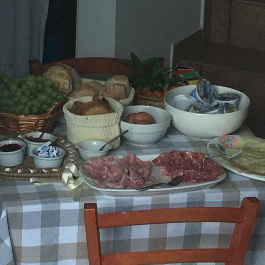 Cascina Cologna Bed & Breakfast Galbiate Dış mekan fotoğraf